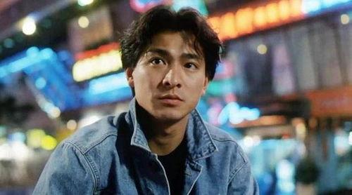 娱乐吃瓜君刘德华,娱乐圈的常青树，揭秘他的传奇人生与吃瓜趣事