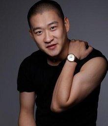 娱乐圈资深吃瓜人,揭秘幕后真相,带你领略明星圈层风云